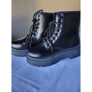 She&In Boots Womens Size 5.5 Black Combat Platform Lace Up Chunky Sole Shoes